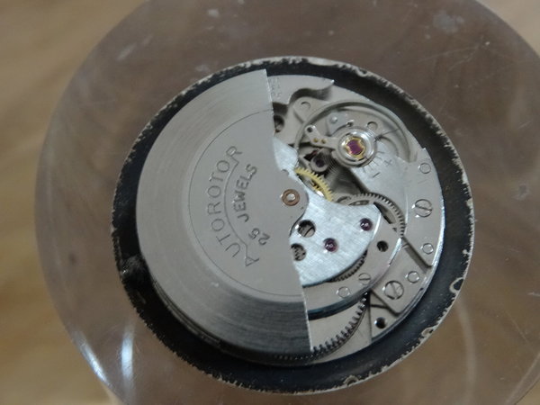 PUW 1361 Uhrwerk gebraucht als Ersatzteilspender
